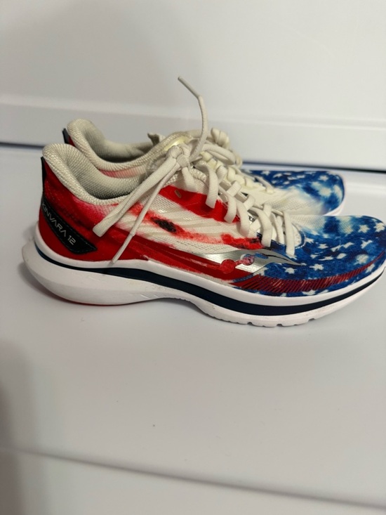 Saucony Shoes - Saucony Kinvara 12 Sneaker Womens Sz 7 Stars & Stripes USA America Running Shoe